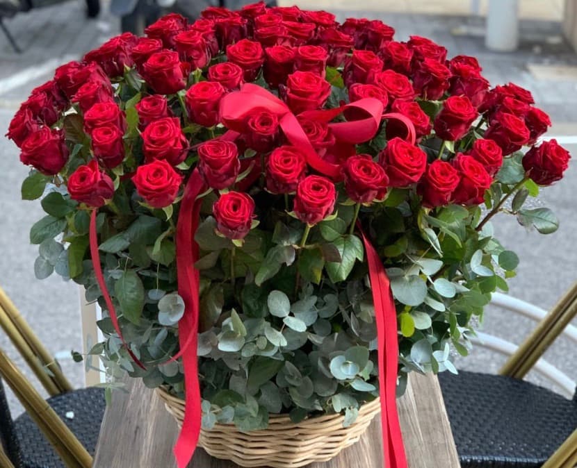 101 Roses Rouge Basket  - Menu item