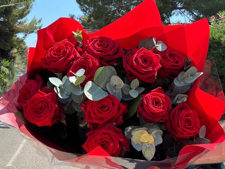 11 Red Naomi et Eucalyptus  - Menu item