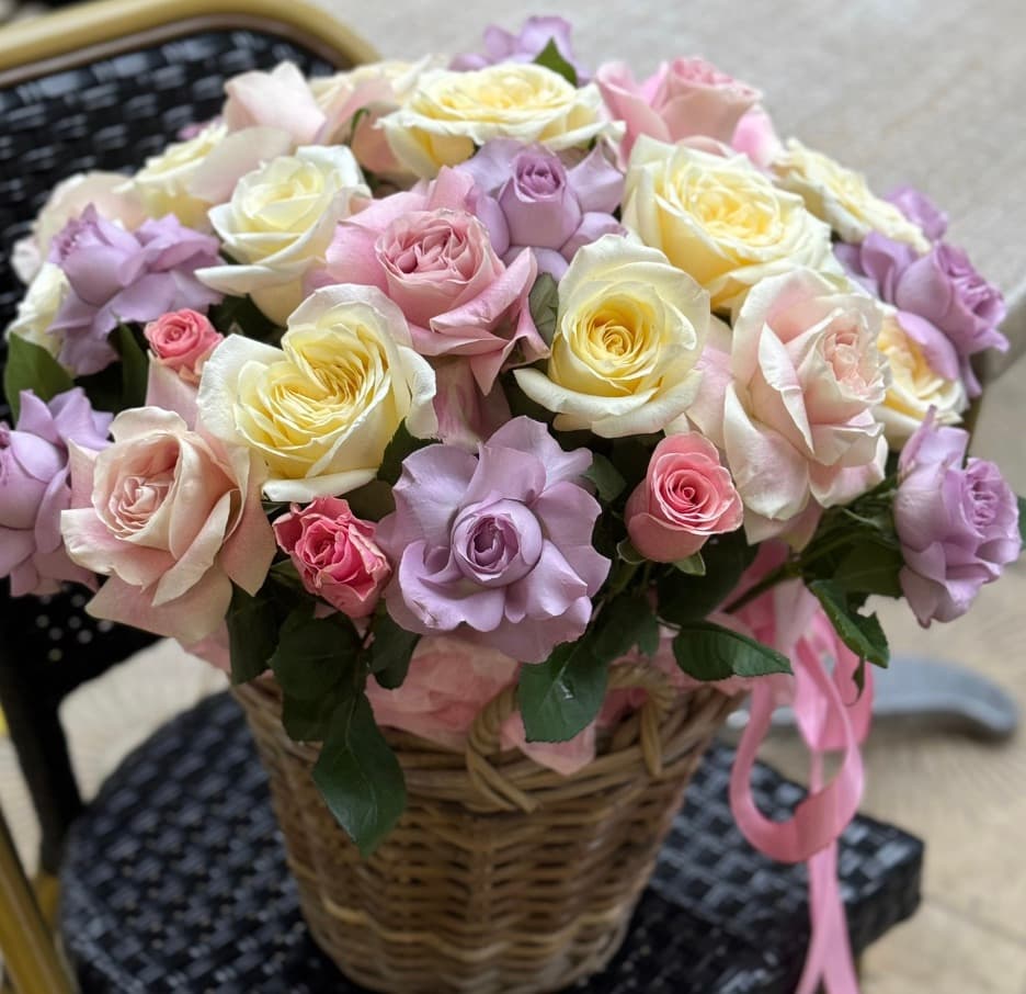 35 Roses Mixte Panier - Menu item