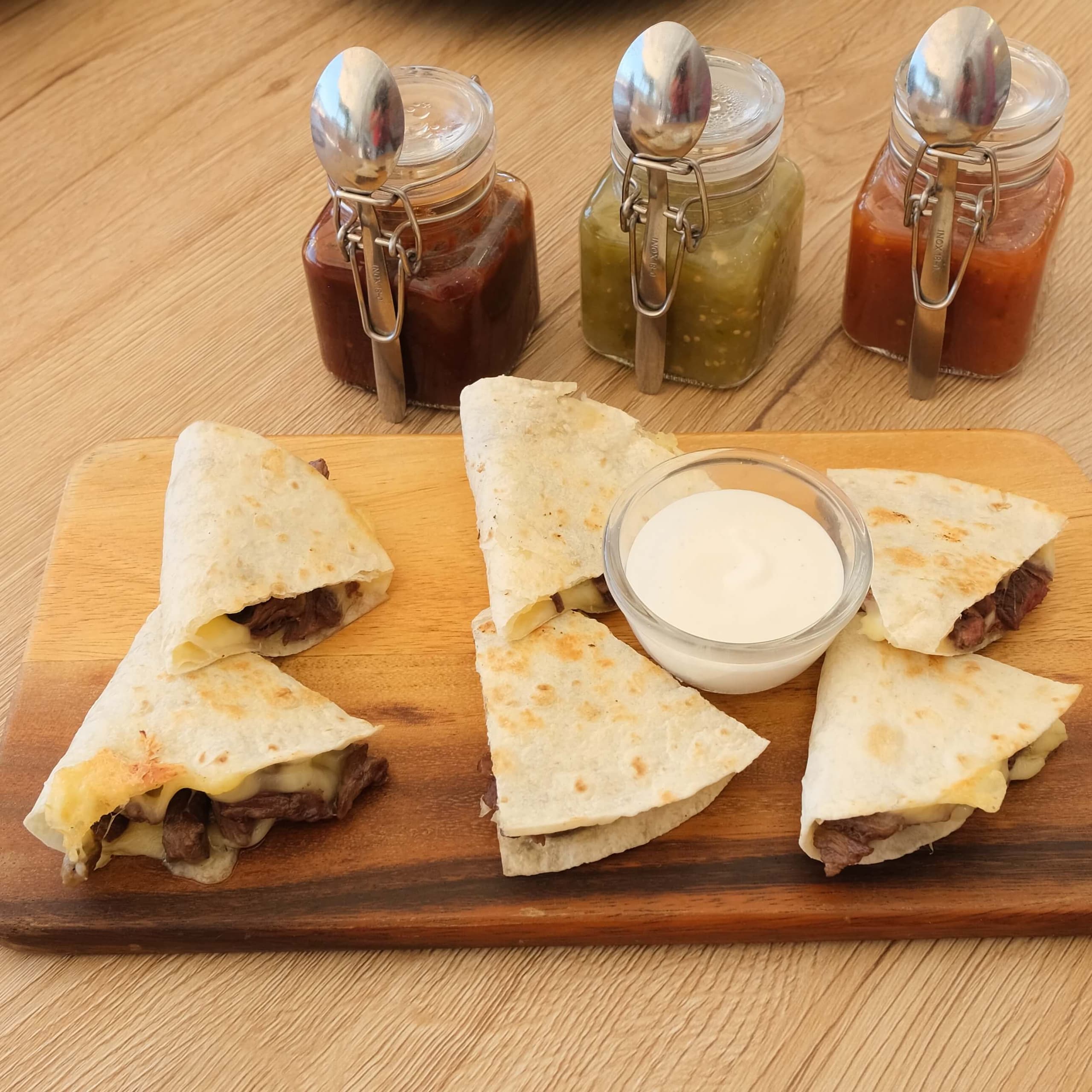 Quesadillas del dia Boeuf - Menu item