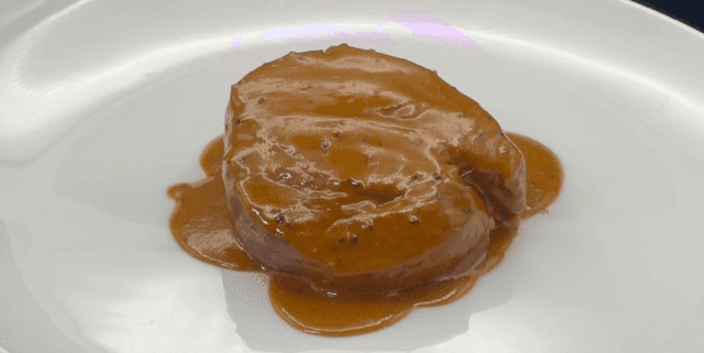 Filet de boeuf, sauce poivre - Menu item