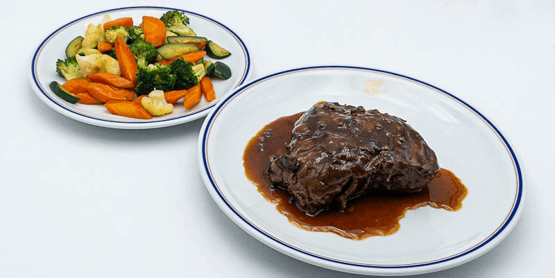 Filet de boeuf sauce poivre vert  - Menu item