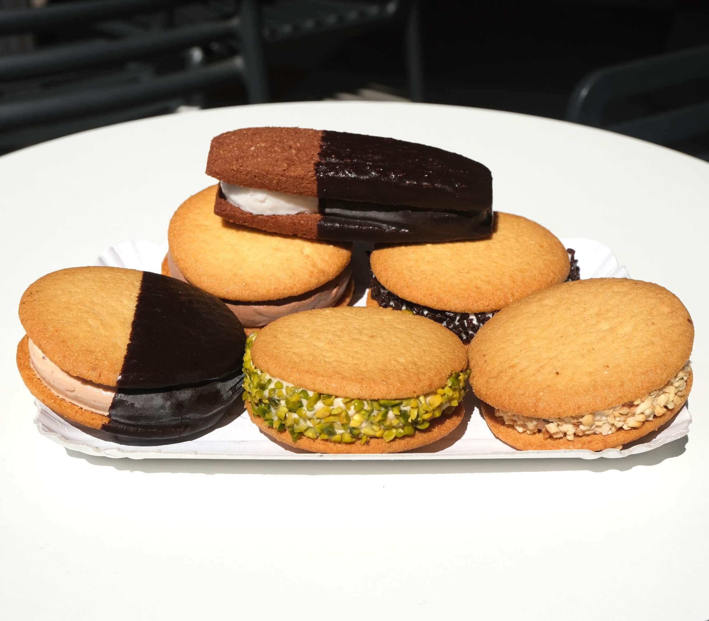 Boite de 6 biscuits - Menu item