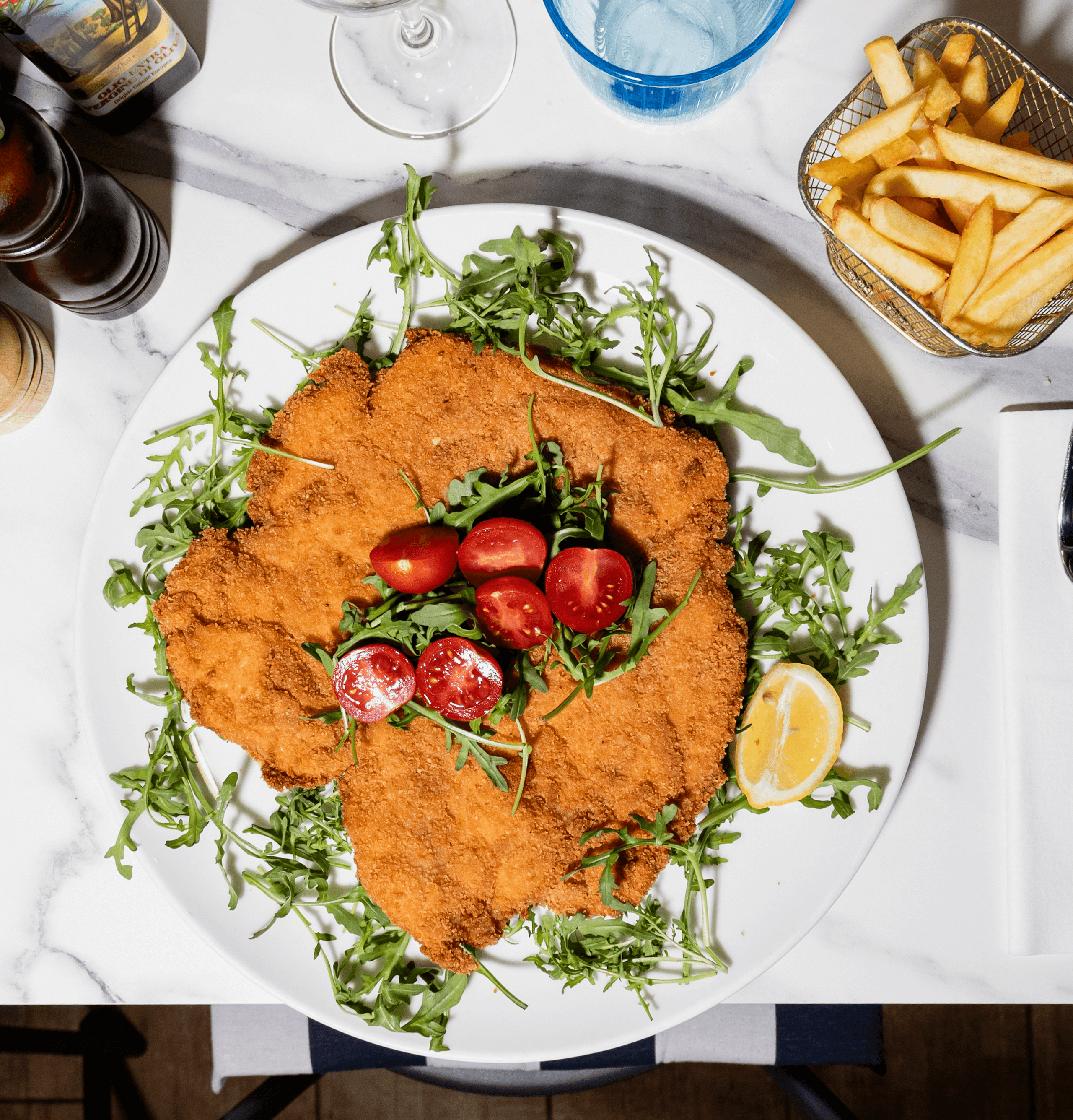 Milanaise de poulet et frites - Menu item