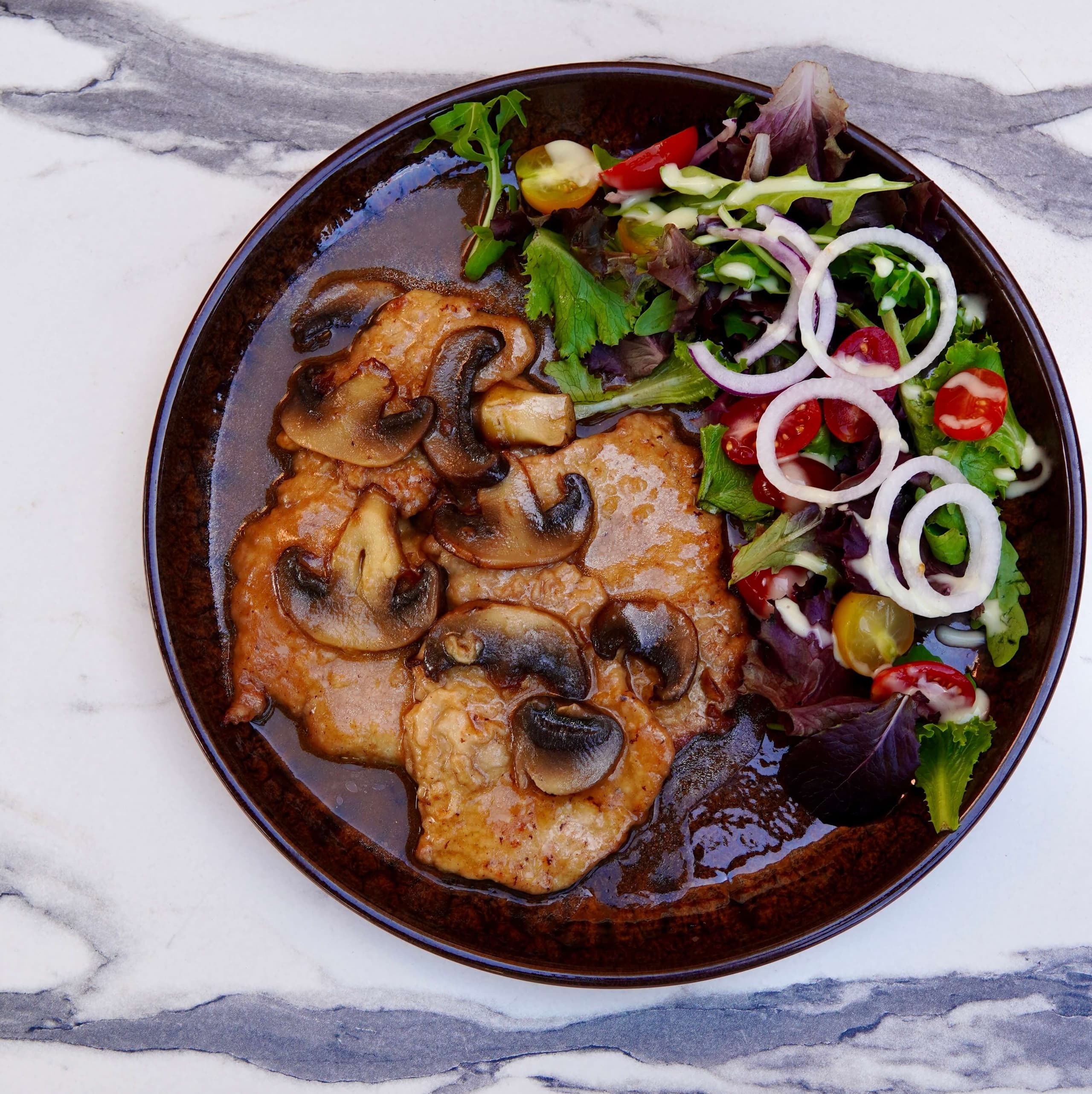 Escalope aux Champignons - Menu item