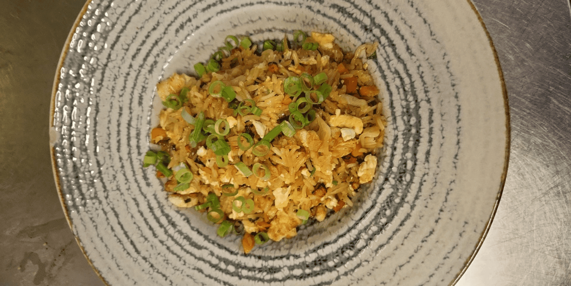Riz sauté au poulet et aux légumes - Menu item