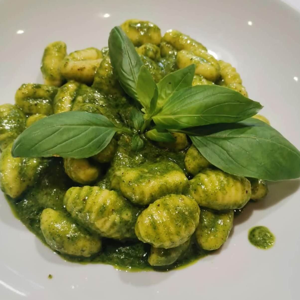 Gnocchi au pesto - Menu item