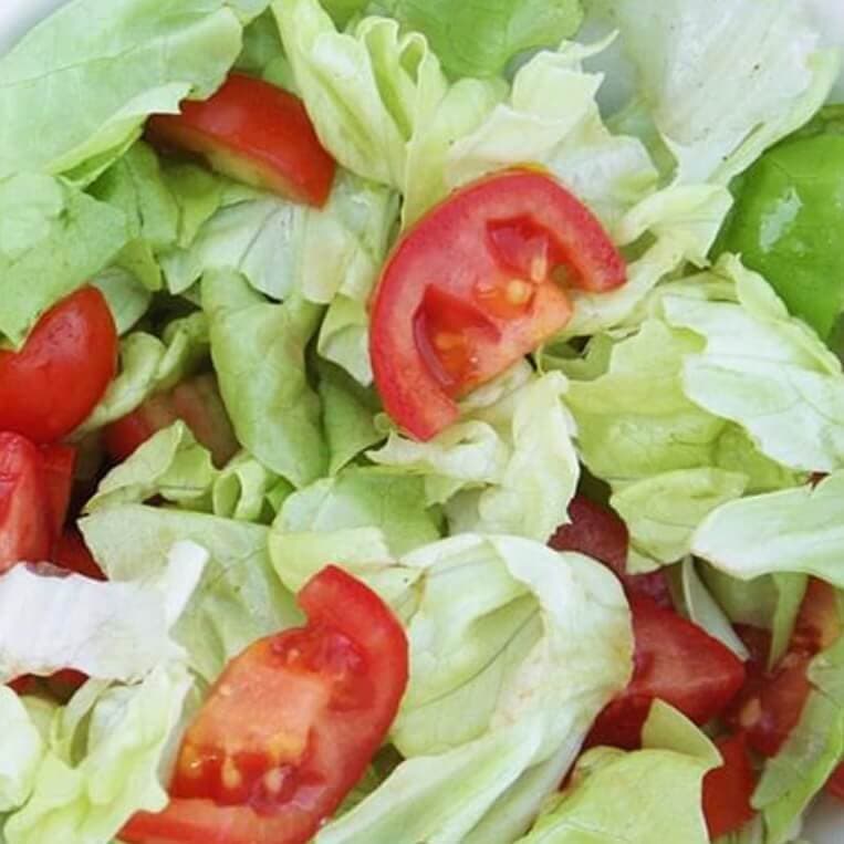 Green salad and tomatoes - Menu item