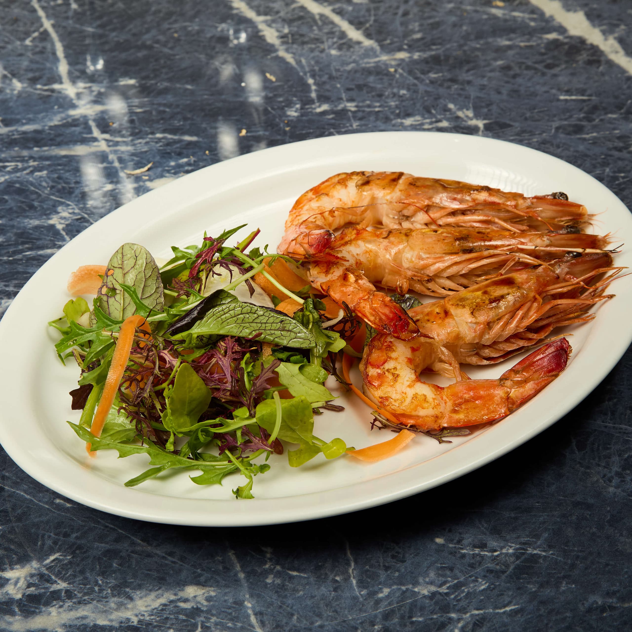 Gambas Grillées & Petite Salade de Saison - Menu item