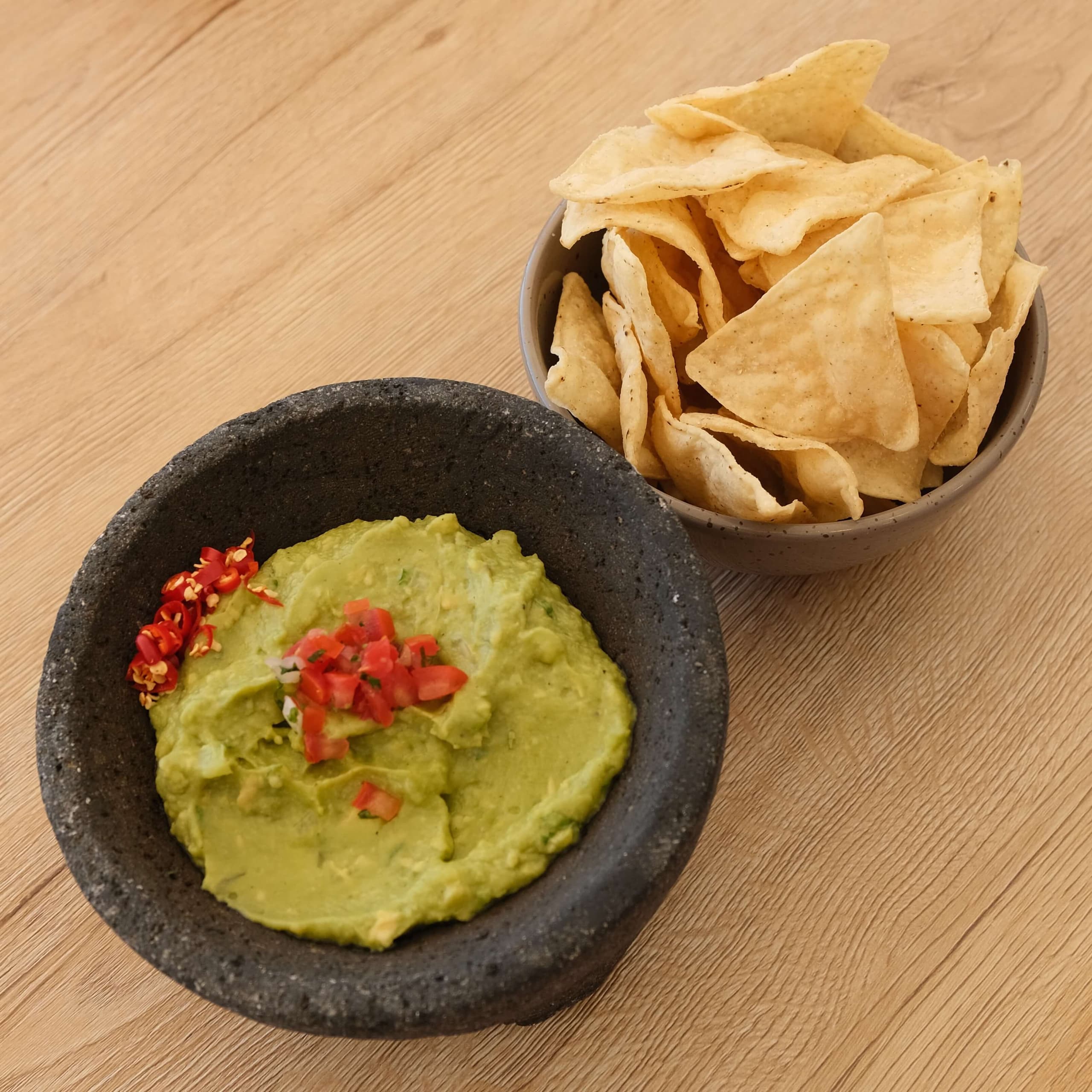 Guacamole de la Abuela - Menu item