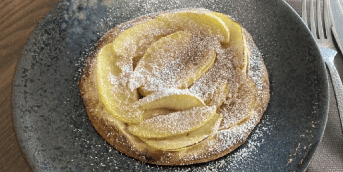 Tarte aux pommes Nonna Maria  - Menu item