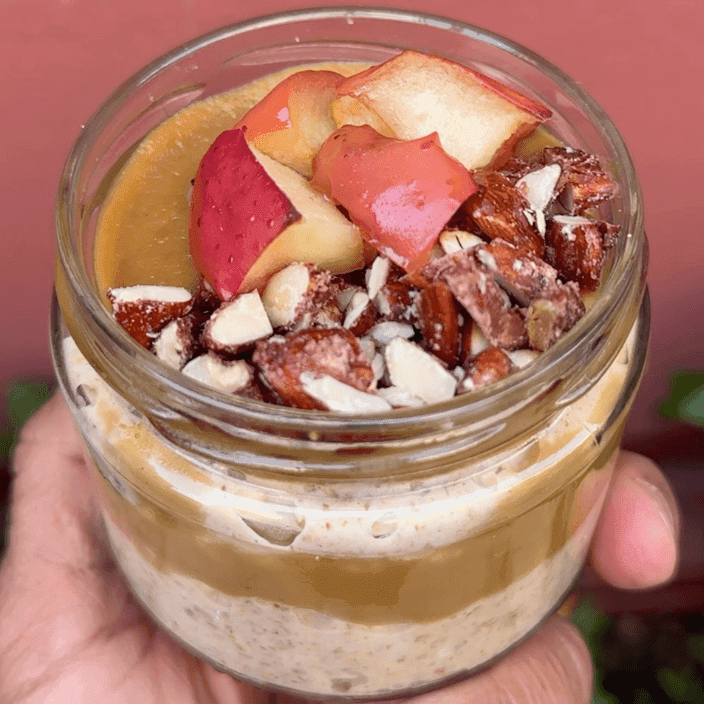 Overnight oats : Flocons d'avoine et chia, pomme canelle - Menu item