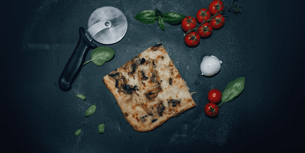 Pizza Funghi 40x30 - Menu item