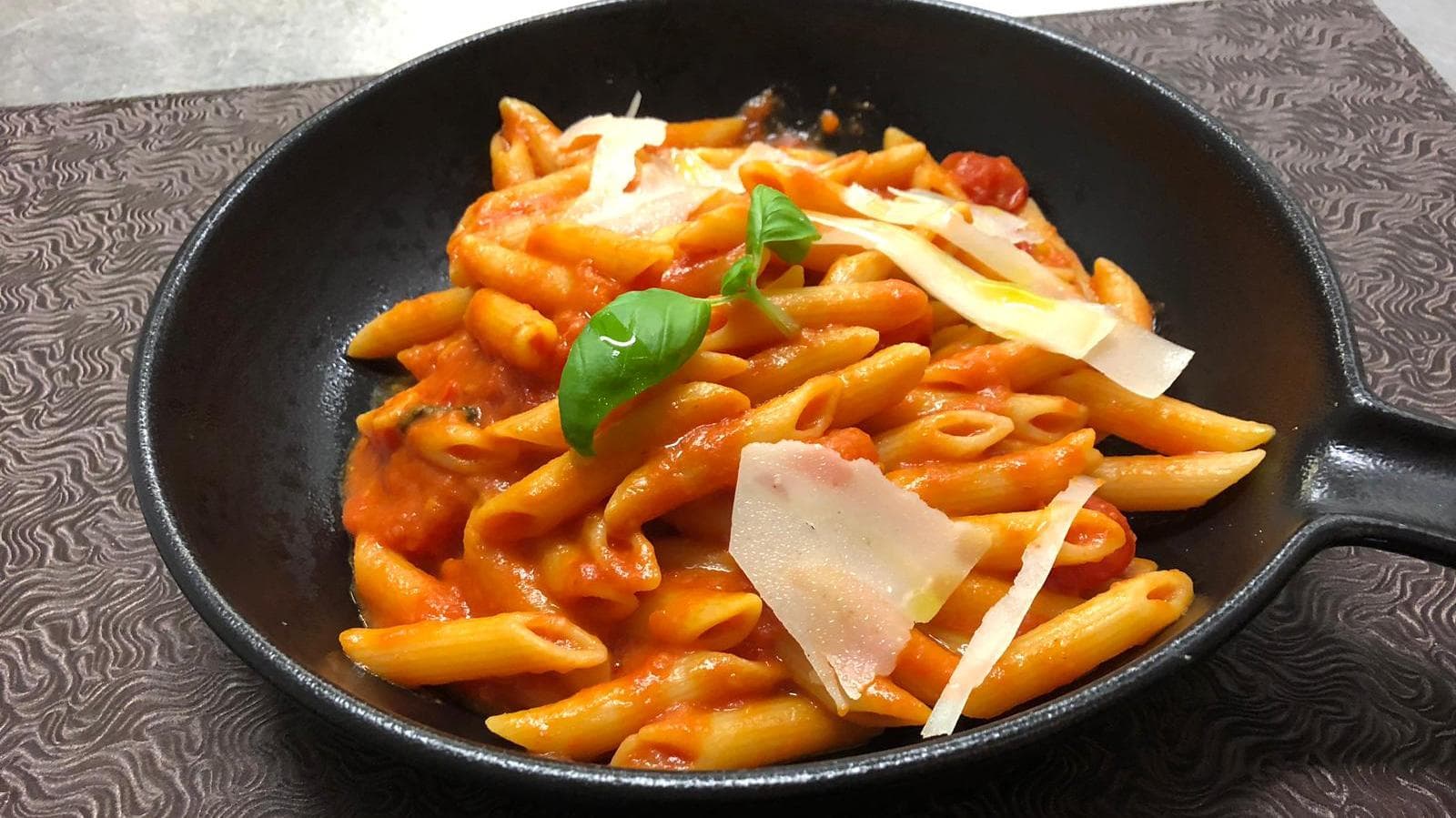Pâtes Arrabiata - Menu item