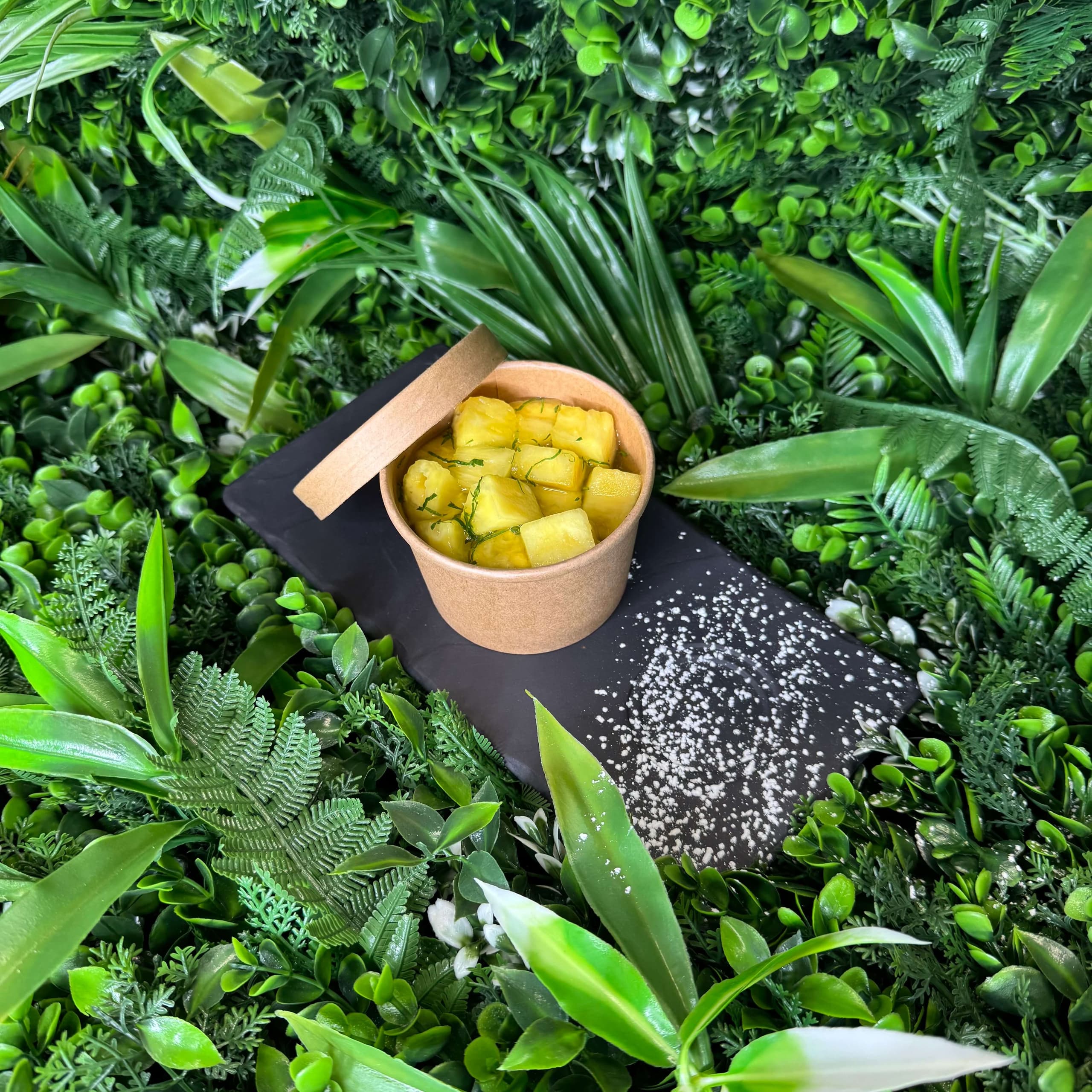 Salade Ananas - Menu item