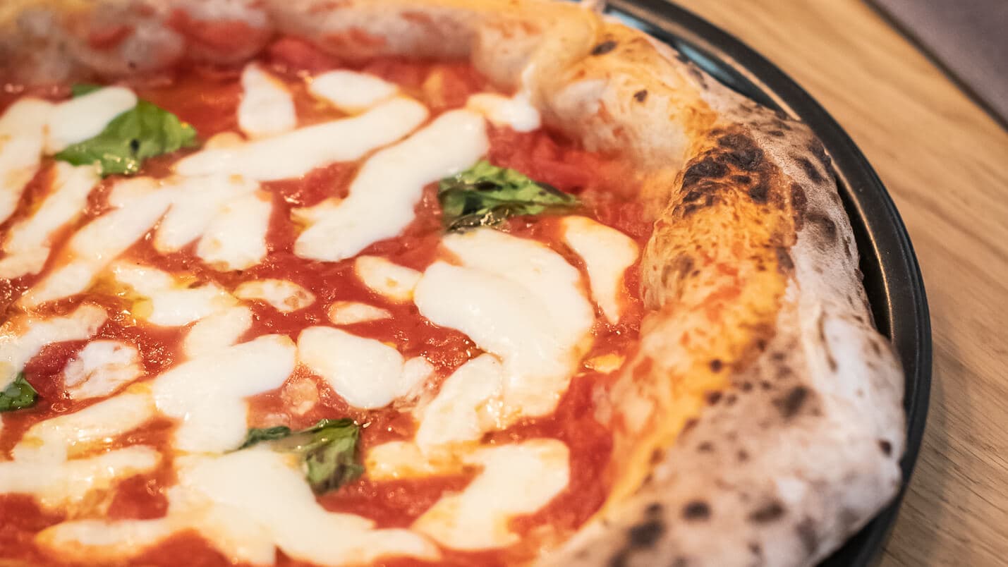 Pizza Margherita - Menu item