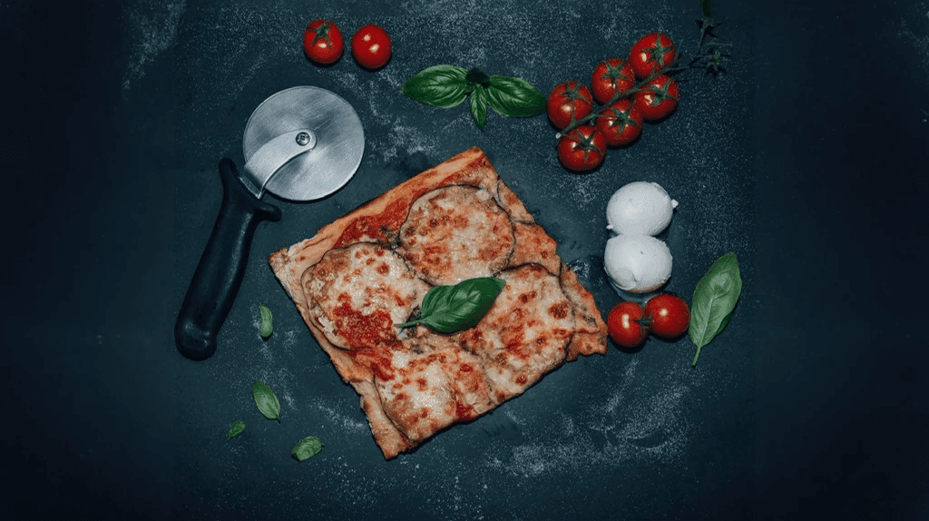 Pizza Parmigiana 40x30 - Menu item