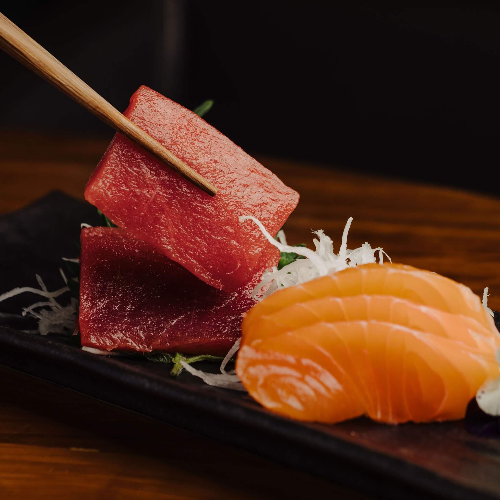 Saumon & Thon (6 cuts) - Menu item