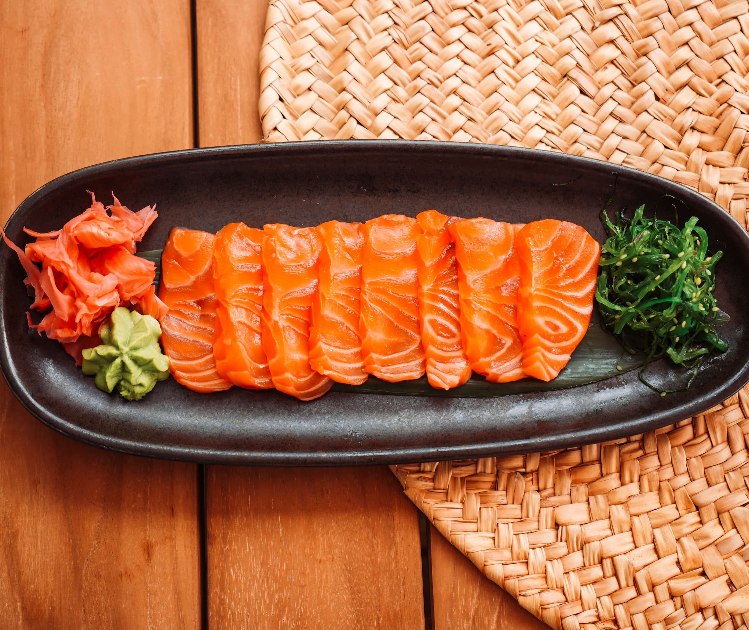 Sashimi Salmon 110g (10pieces)