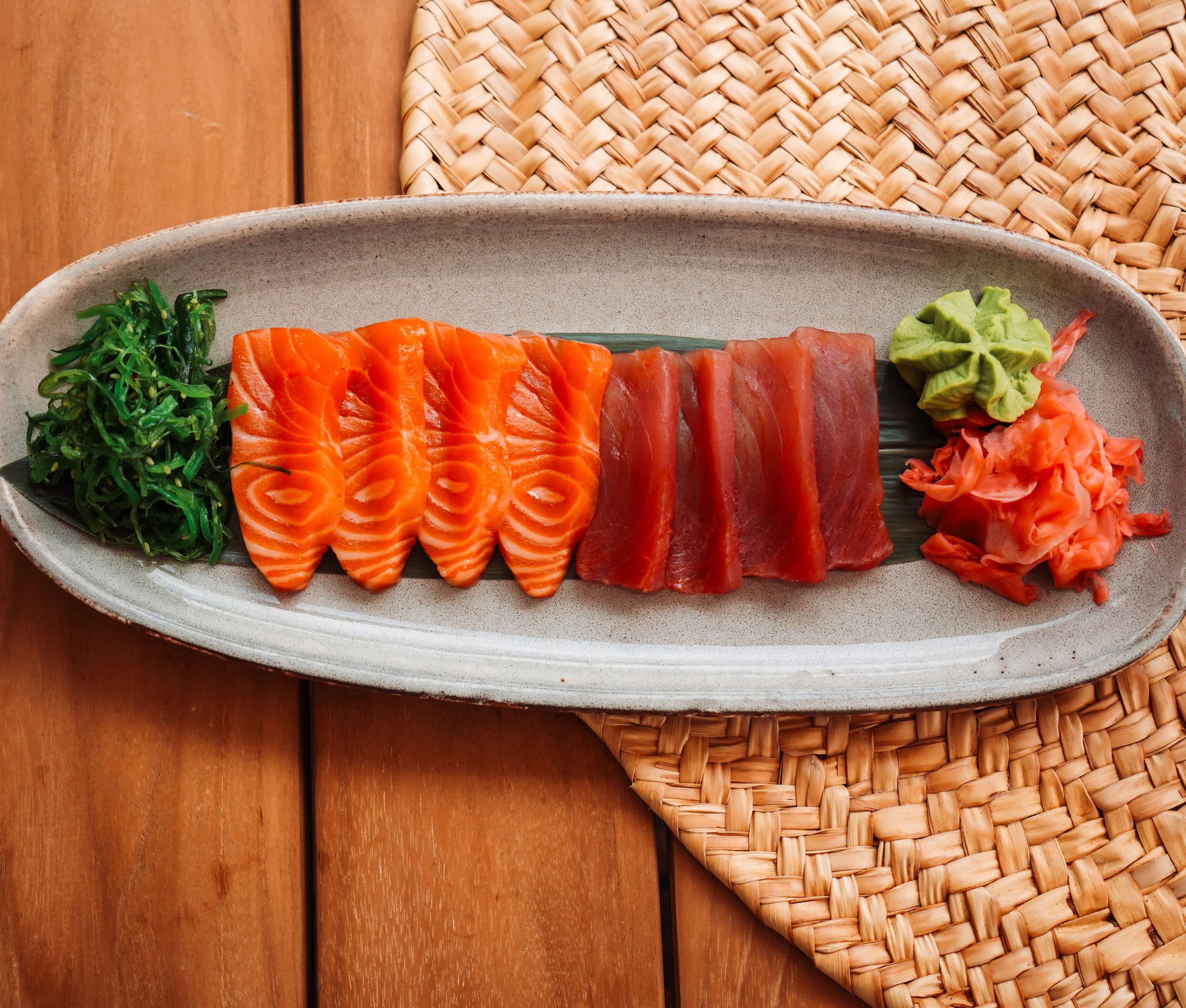 Sashimi Tuna and Salmon 110g (10 pieces) 