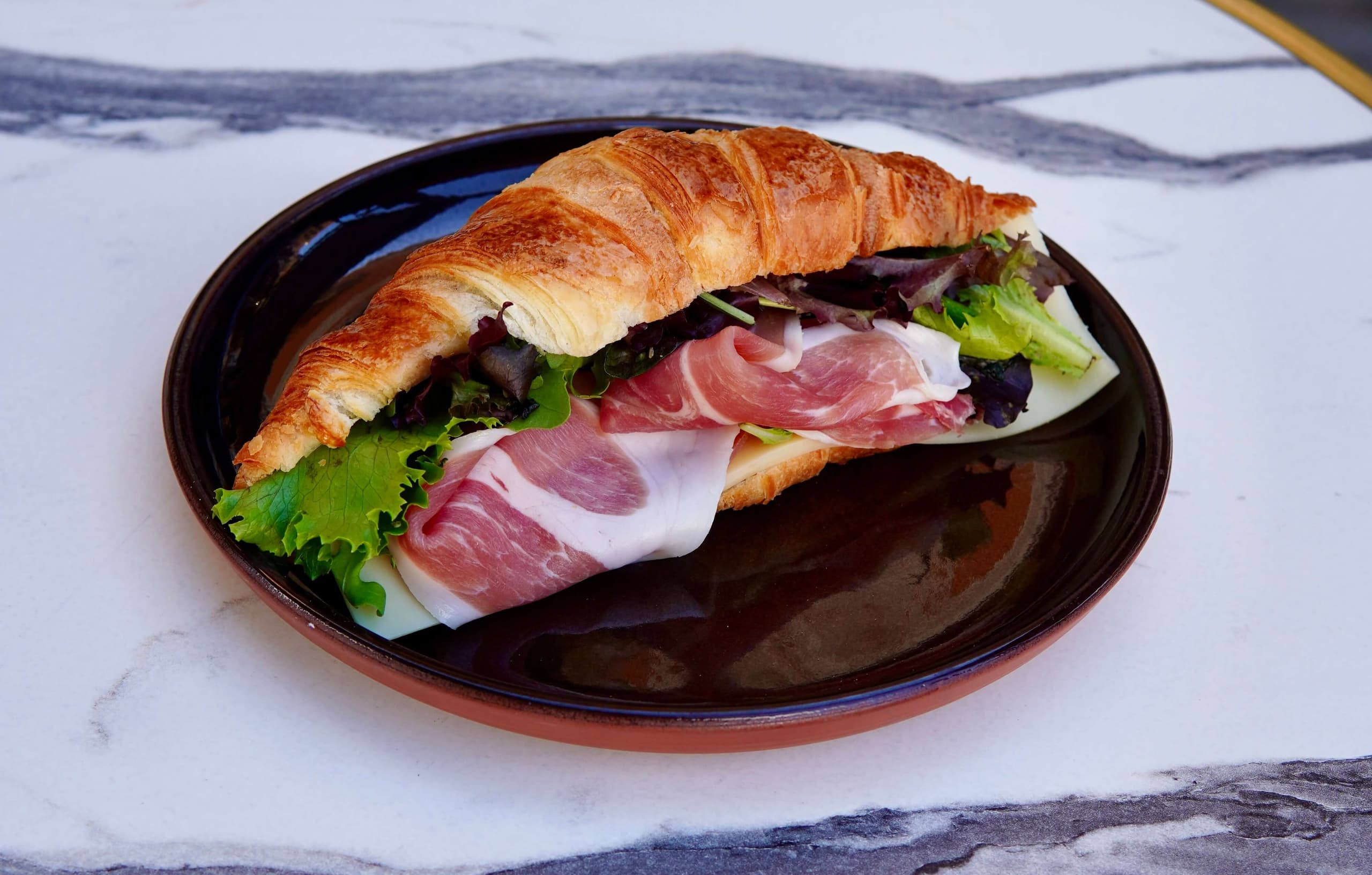 Croissant Salé - Menu item