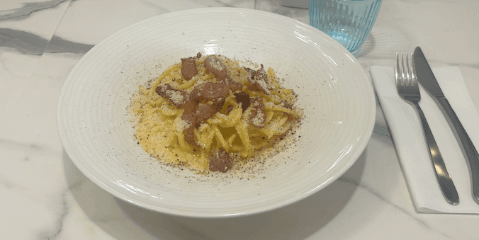 Spaghetti alla Carbonara - Menu item