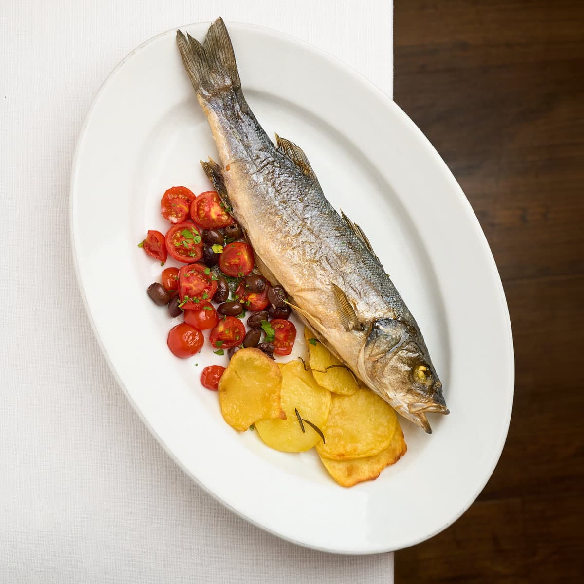 Spigola o orata al forno con patate - Menu item