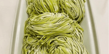 Tagliatelle aux épinards - Menu item