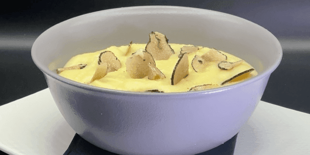 Purée à la truffe - Menu item