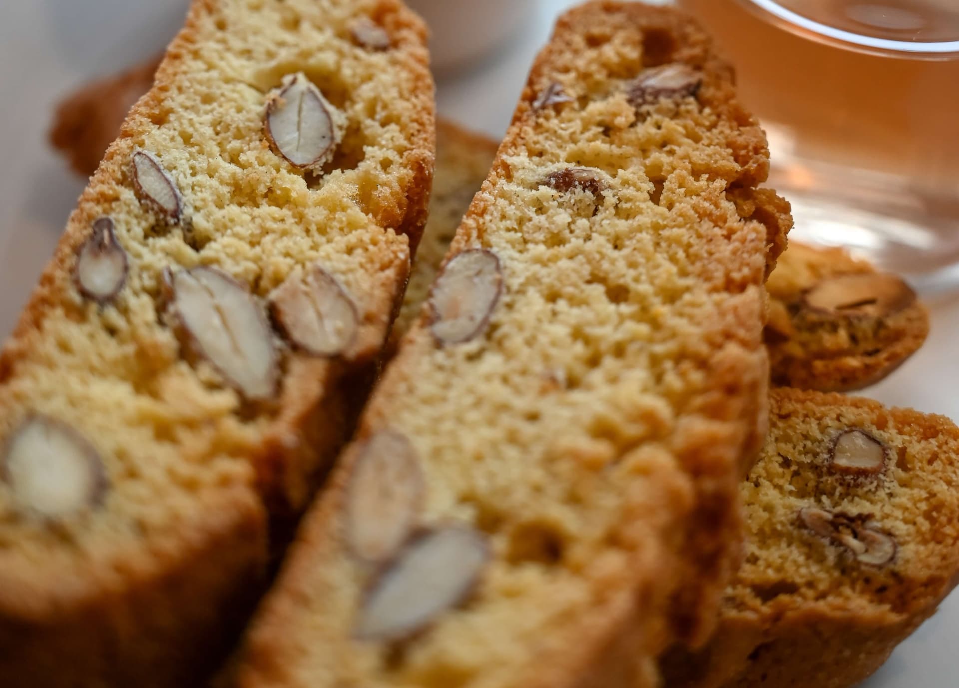 Zabaione et cantucci - Menu item