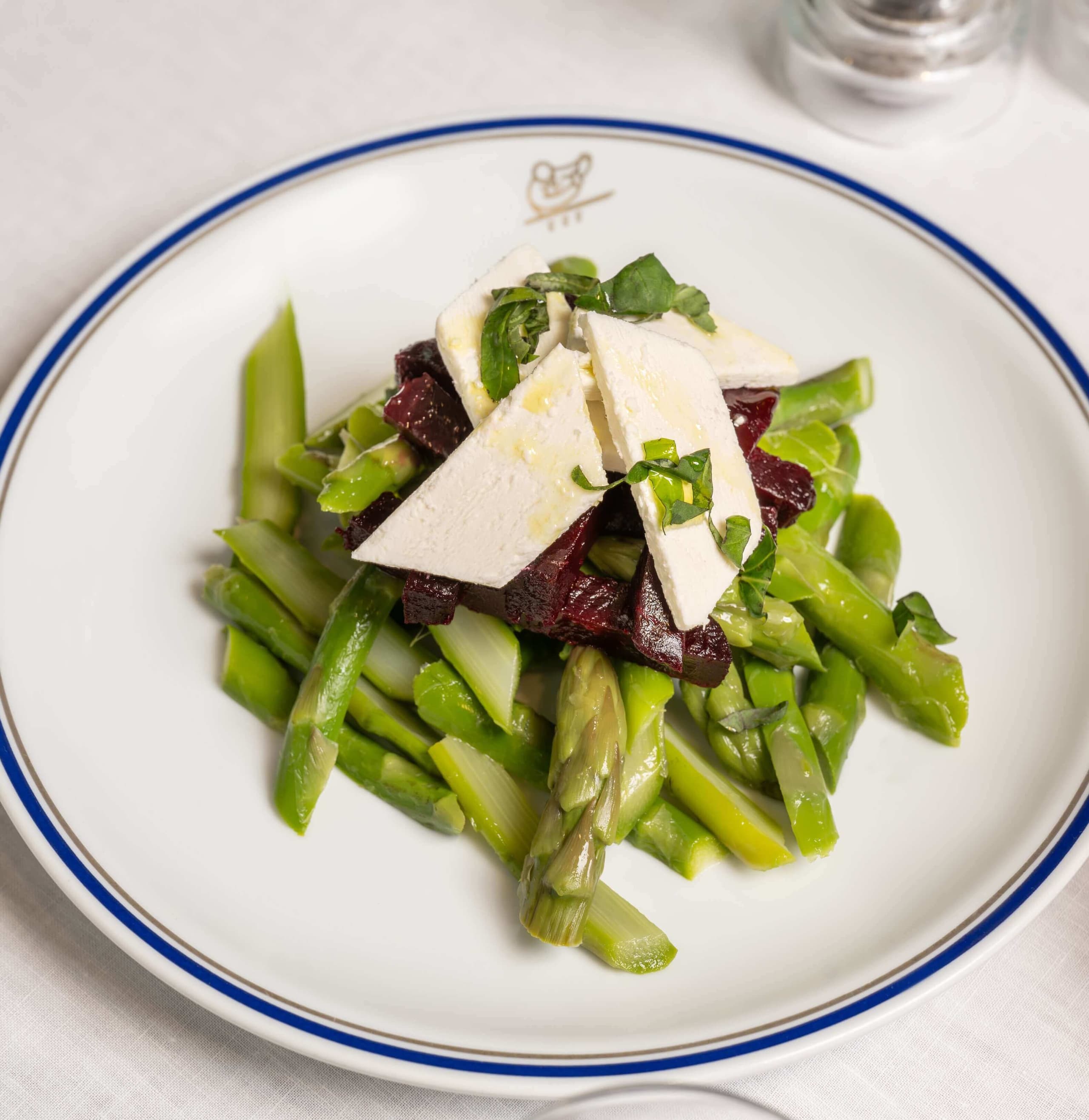 Asperges et betteraves - Menu item