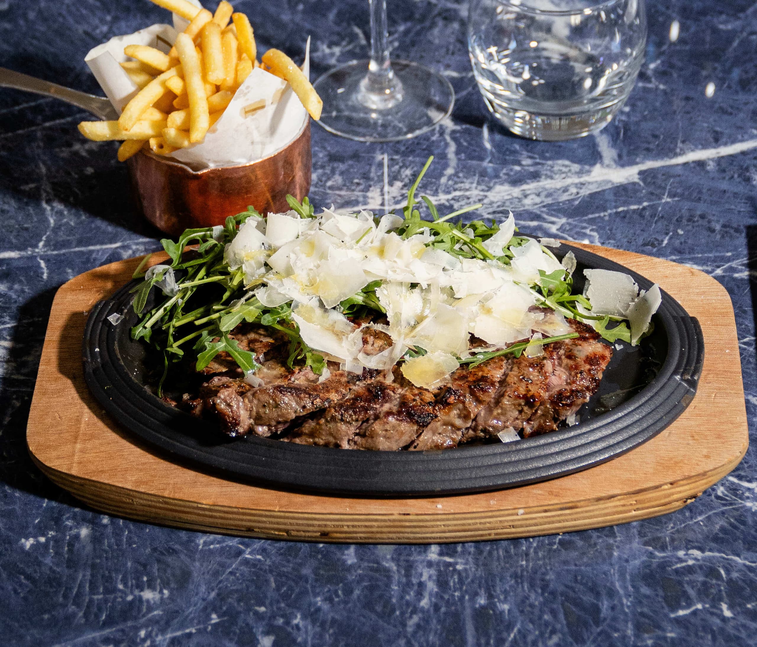 Tagliata de Black Angus Canadian, Roquette & Parmesan - Menu item