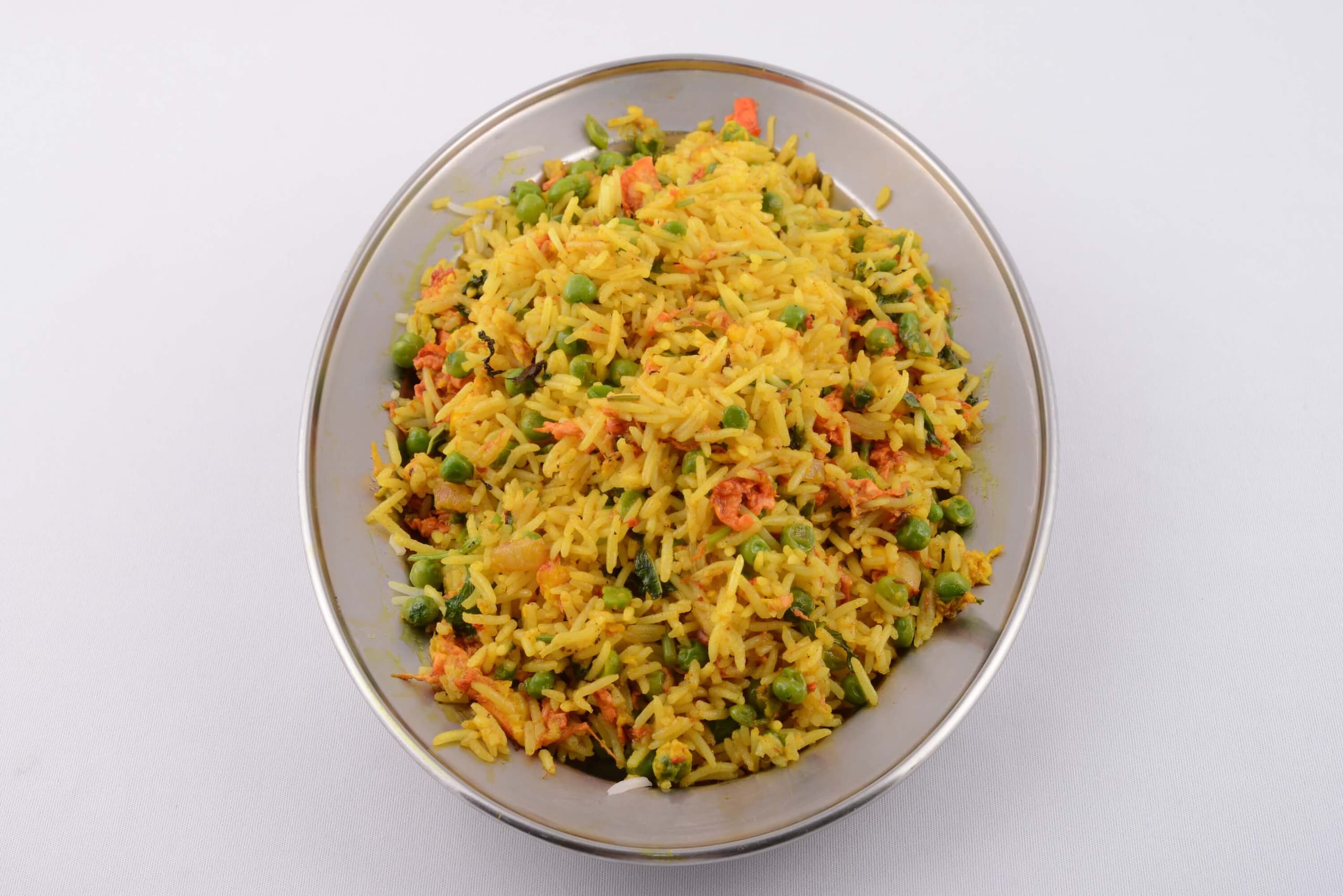 Riz sauté aux petits pois & oeufs - Menu item