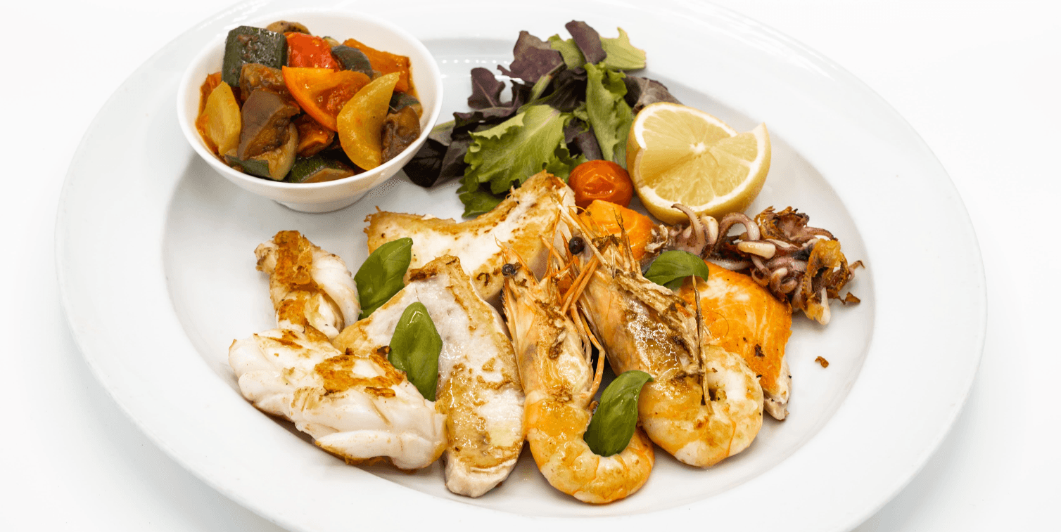 Grillade mixte de la mer & ratatouille (Gambas, Calamars, Saumon, Espadon) - Menu item
