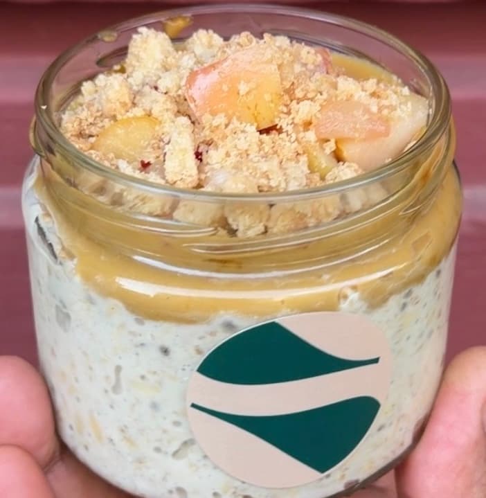 Overnight oats : Flocons d'avoine et chia, pomme et cannelle - Menu item