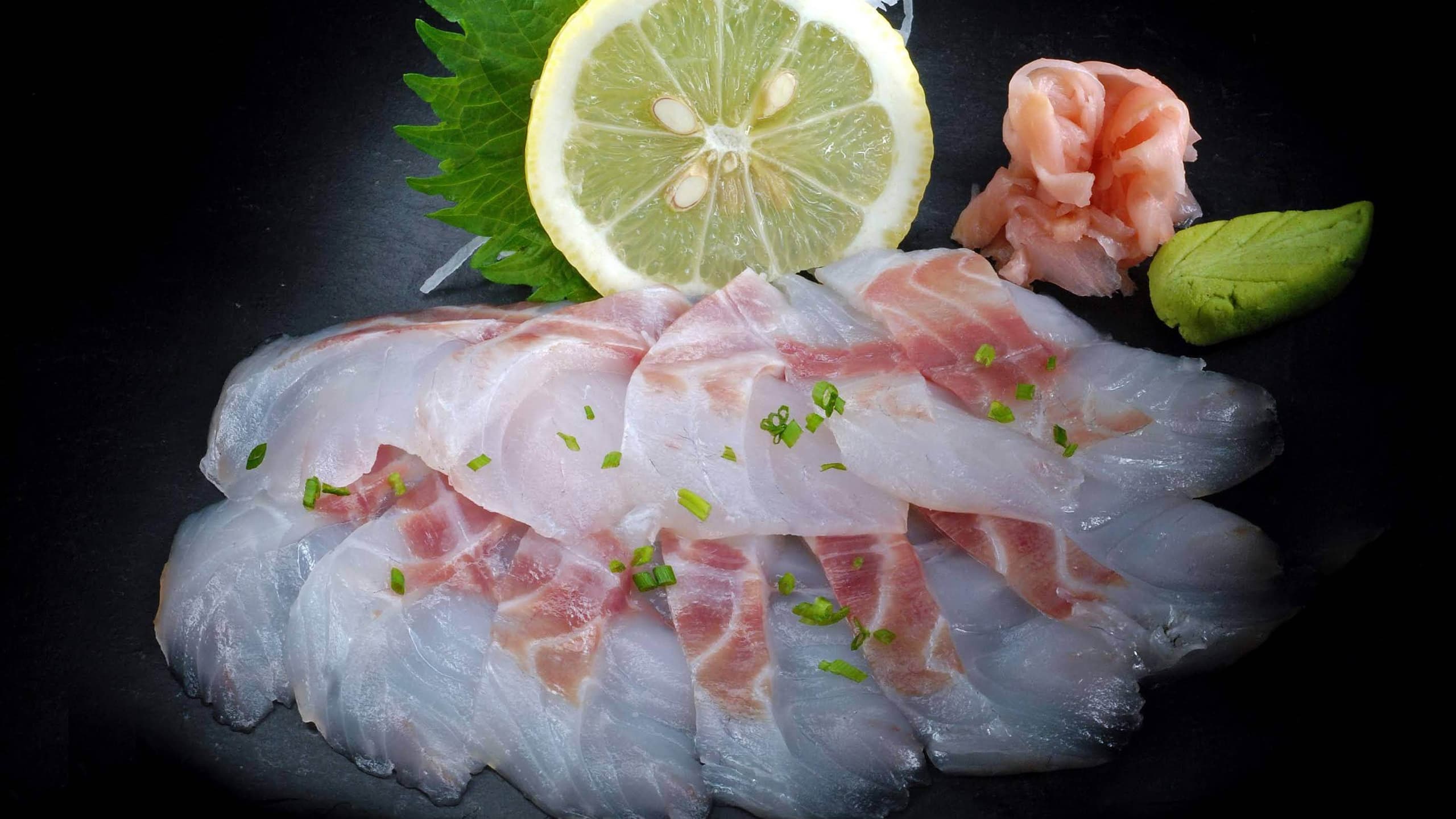 Sashimi de Dorade royale - Menu item