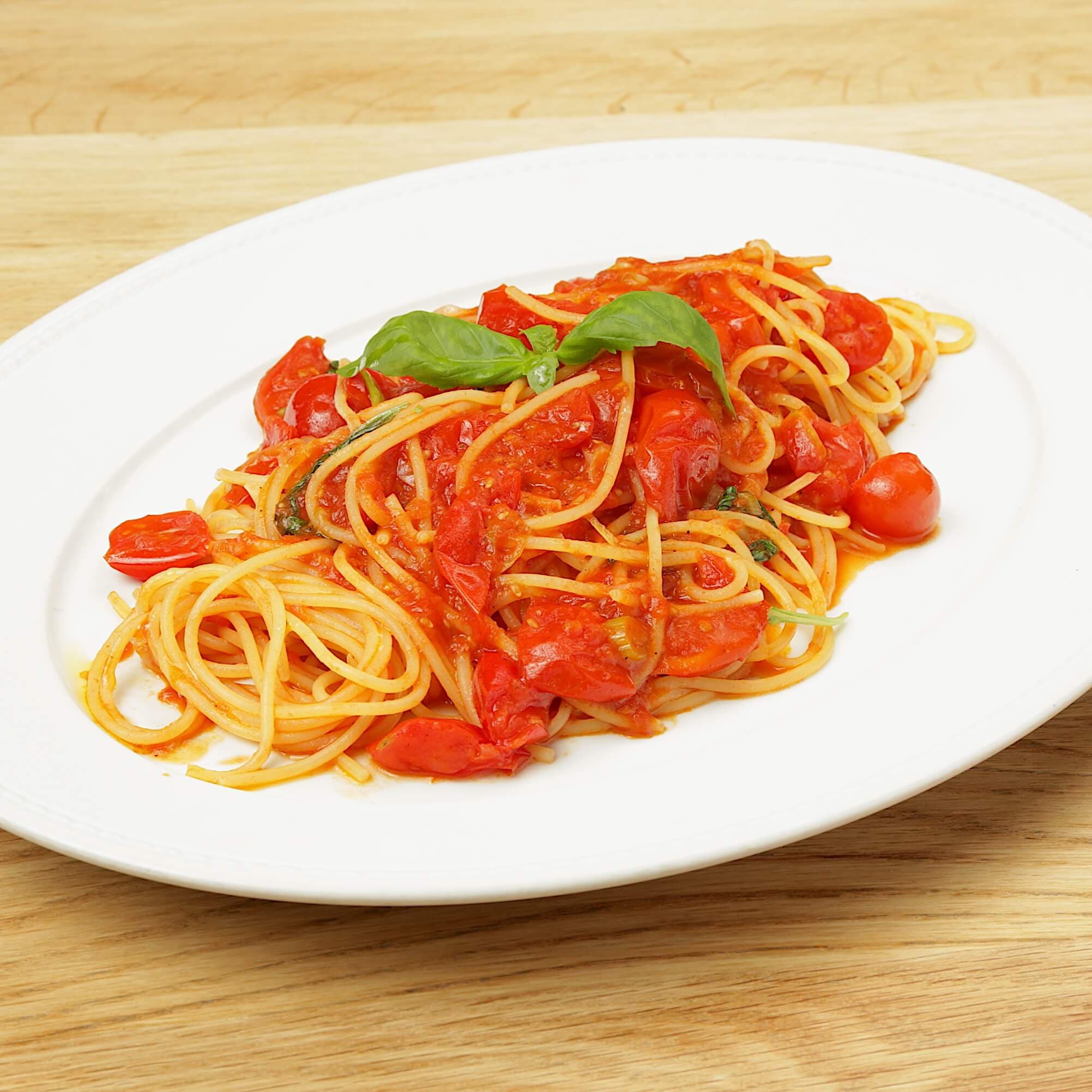 Spaghettis Tomates Fraîches et Basilic - Menu item