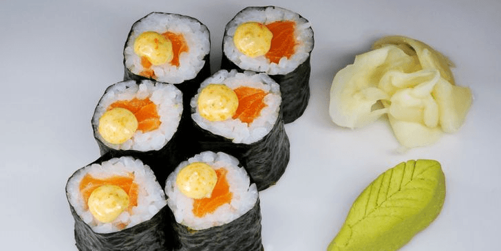 Maki Saumon épicé - Menu item