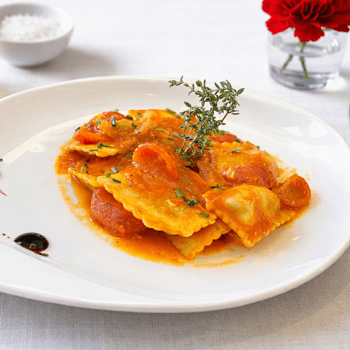 Raviolis au loup de mer, sauce tomate cerise - Menu item