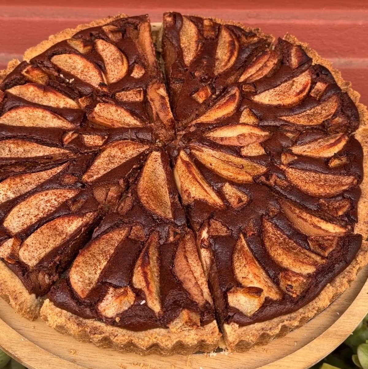 Tarte de la semaine : Tarte à la poire et chocolat - Menu item
