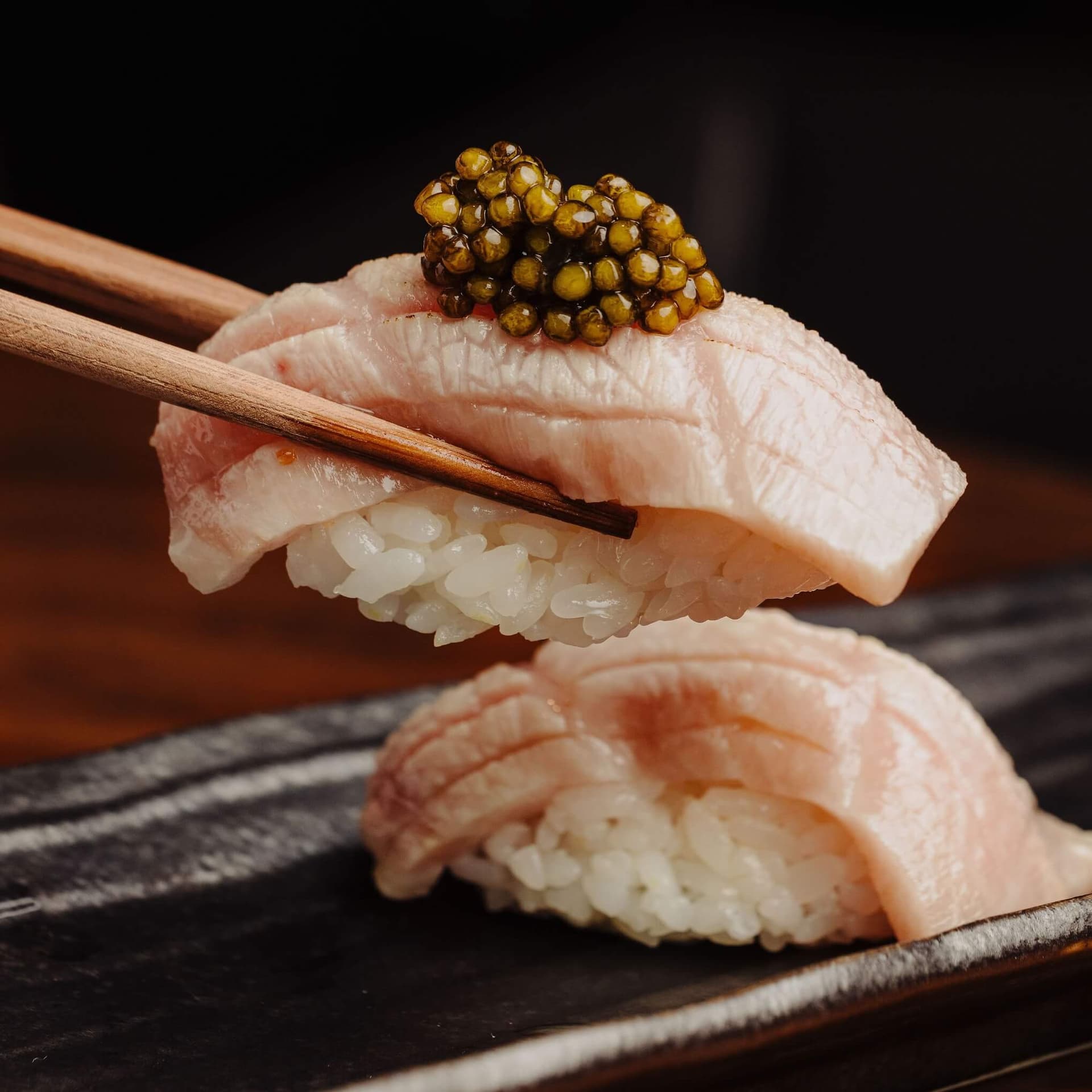 Toro flambé avec caviar kaluga - Menu item